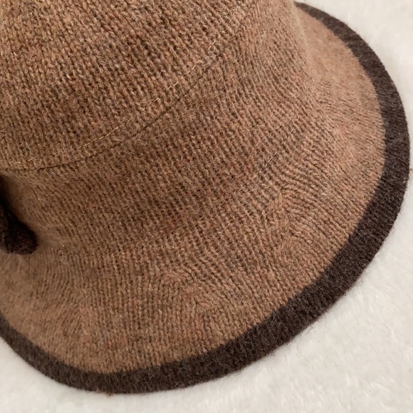 Indigo Soul | 100% Wool Bow Cloche Hat Brown (OS) - Picture 5 of 16